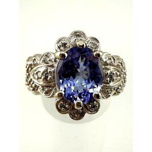 14K Gold Oval Cut Tanzanite Ring - Size 8